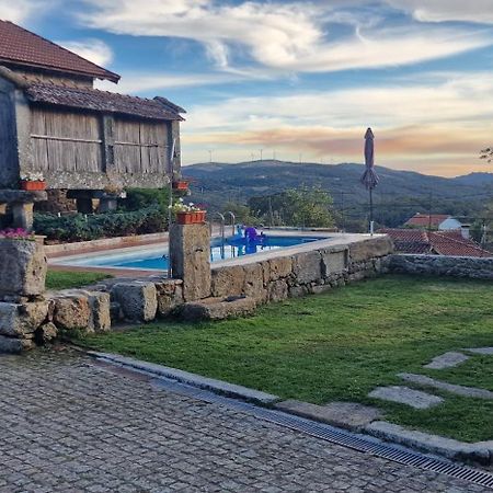 Casa Entre-Palheiros E Casa Do Canastro Montalegre Kültér fotó