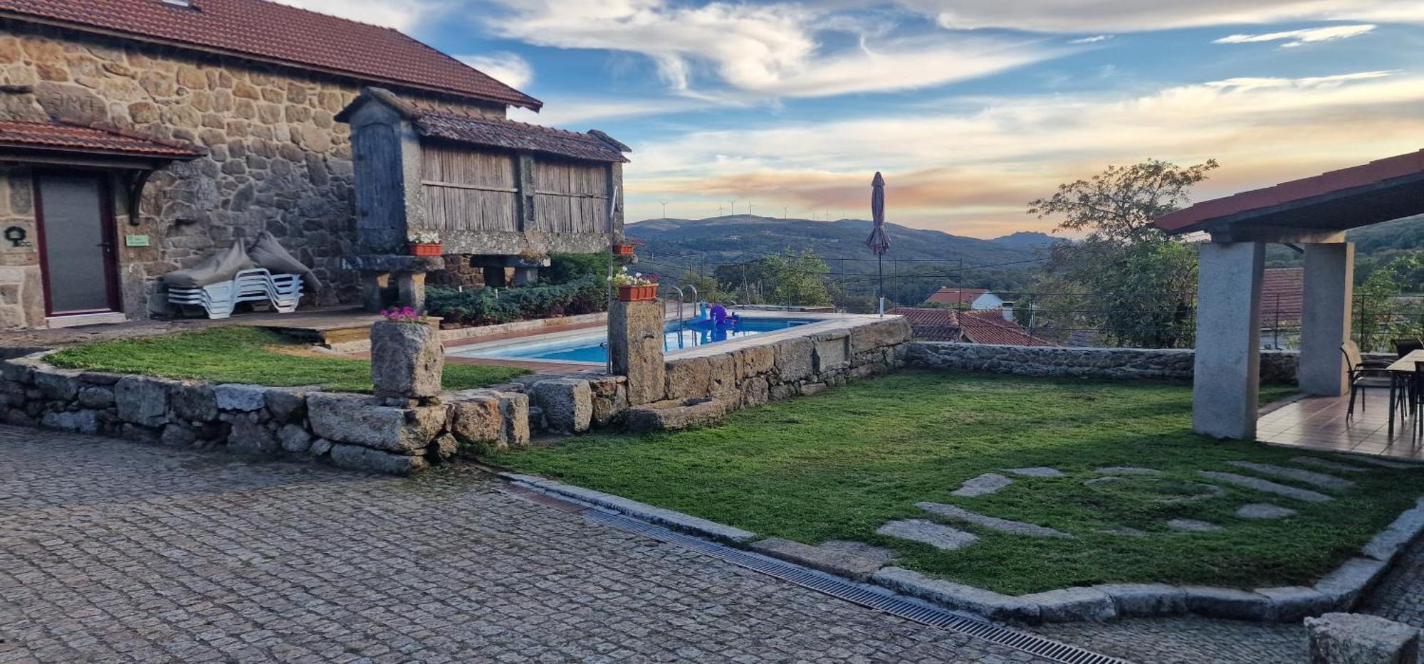Casa Entre-Palheiros E Casa Do Canastro Montalegre Kültér fotó