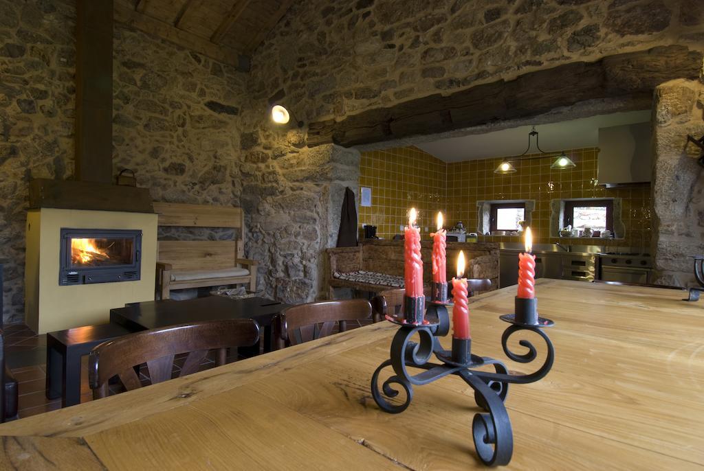 Casa Entre-Palheiros E Casa Do Canastro Montalegre Kültér fotó
