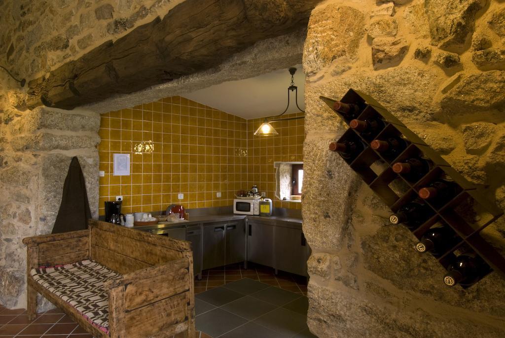 Casa Entre-Palheiros E Casa Do Canastro Montalegre Kültér fotó